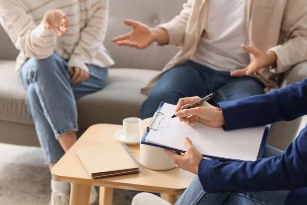 Image of divorce mediation Wakefield in progress.